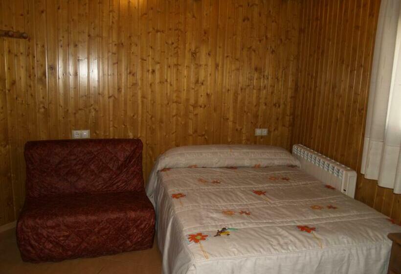 ペンション Hostal Tribal