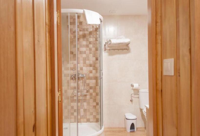 ペンション Hostal Tribal