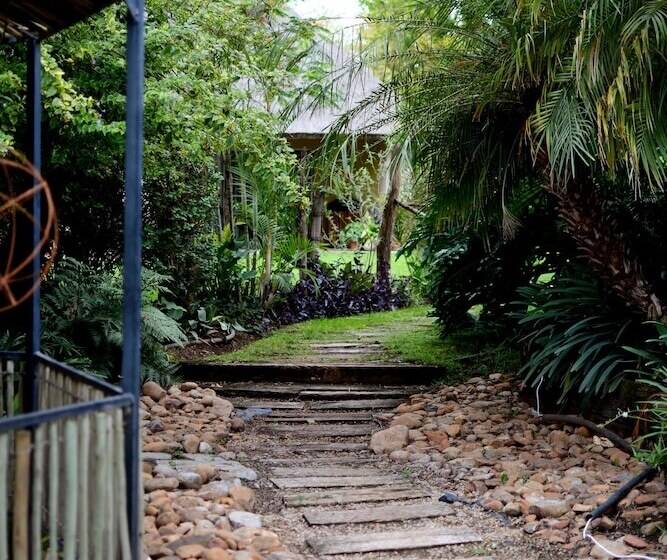 ペンション Kududu Guest House