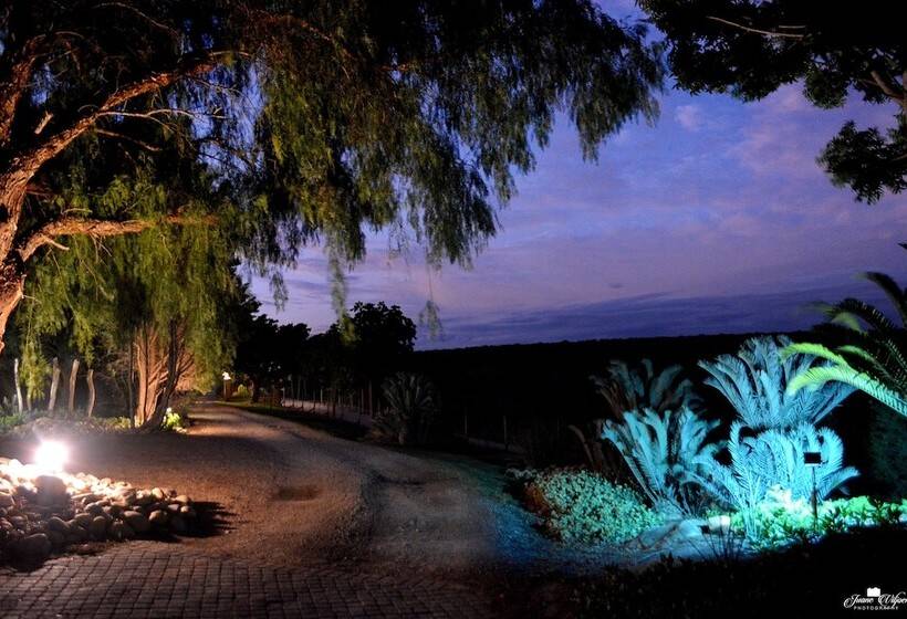 ペンション Kududu Guest House