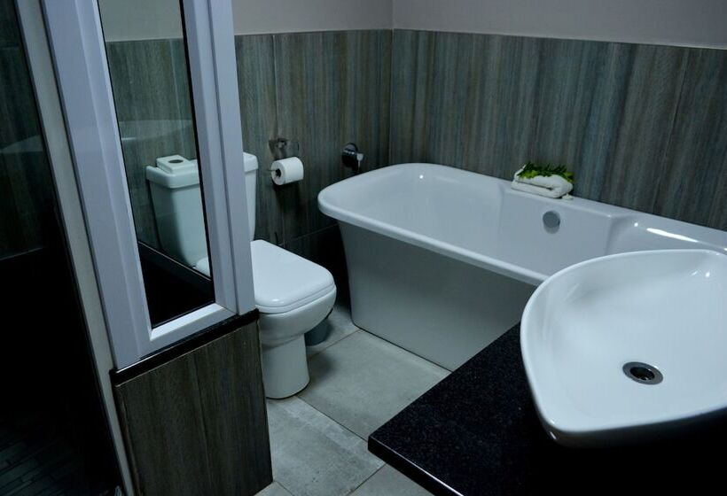 ペンション Kududu Guest House