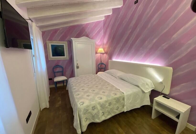 פנסיון Le Fate Corbezzole