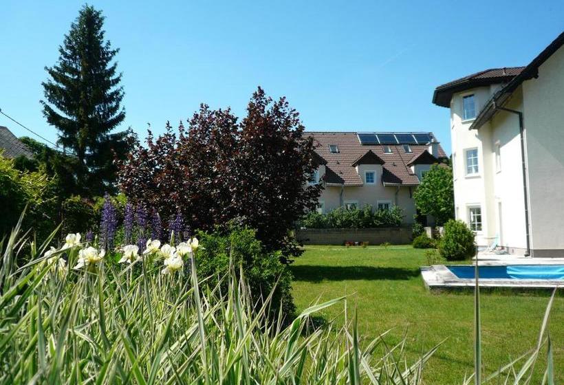 پانسیون Penzion U Studánky