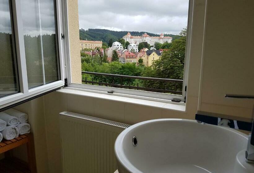 펜션 Penzion Valkoun Lilienfeld