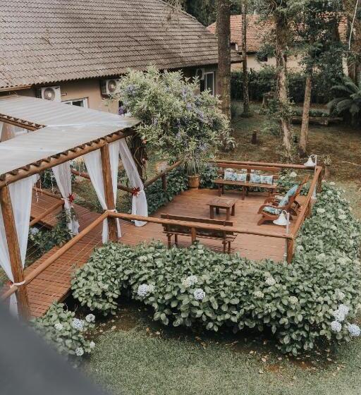 펜션 Pousada Pinhão E Poesia