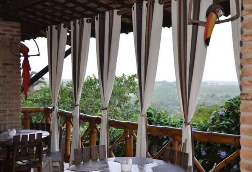 ペンション Pousada Villa Real