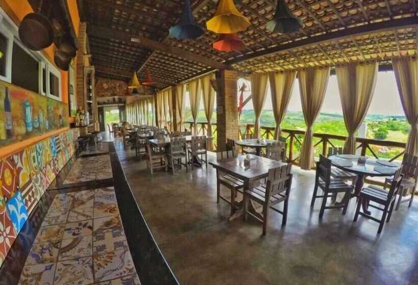 ペンション Pousada Villa Real