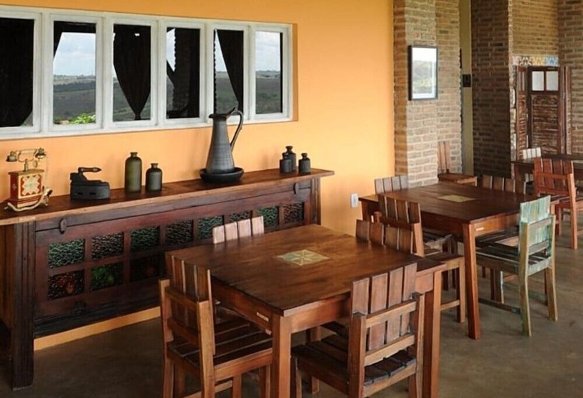 ペンション Pousada Villa Real