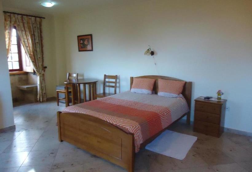 بنسيون Quinta Das Cegonhas