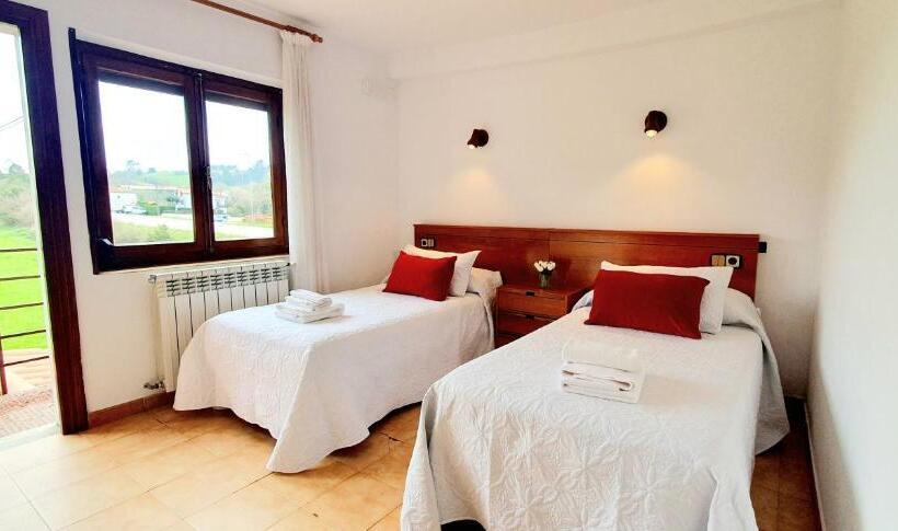 بنسيون Sidreria La Casa Abajo