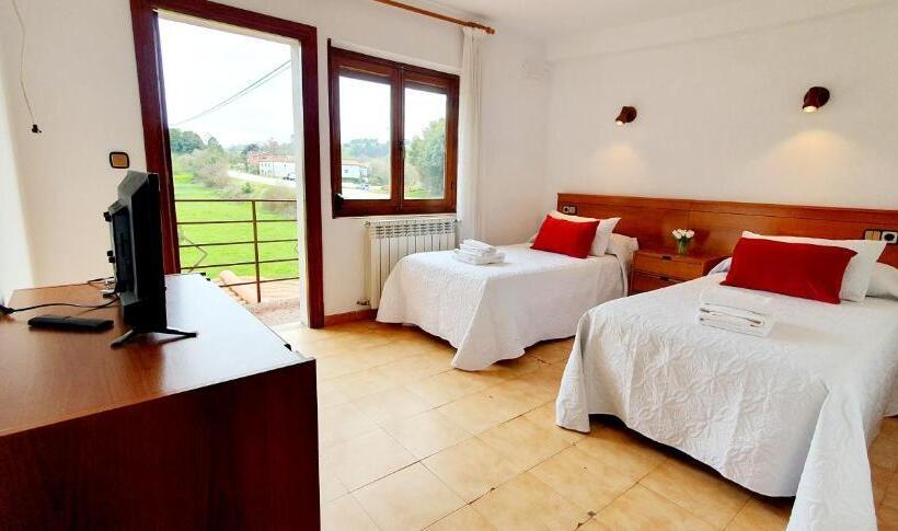 بنسيون Sidreria La Casa Abajo