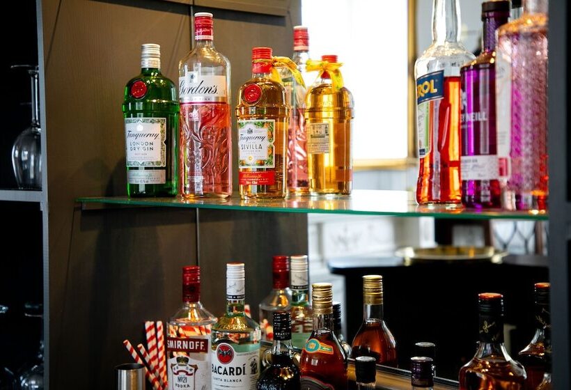 膳宿费 The Berburry