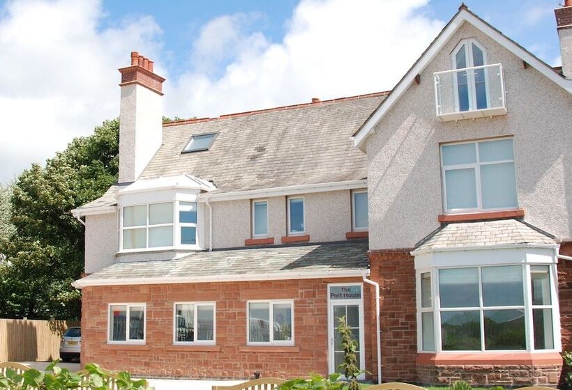 펜션 The Port House