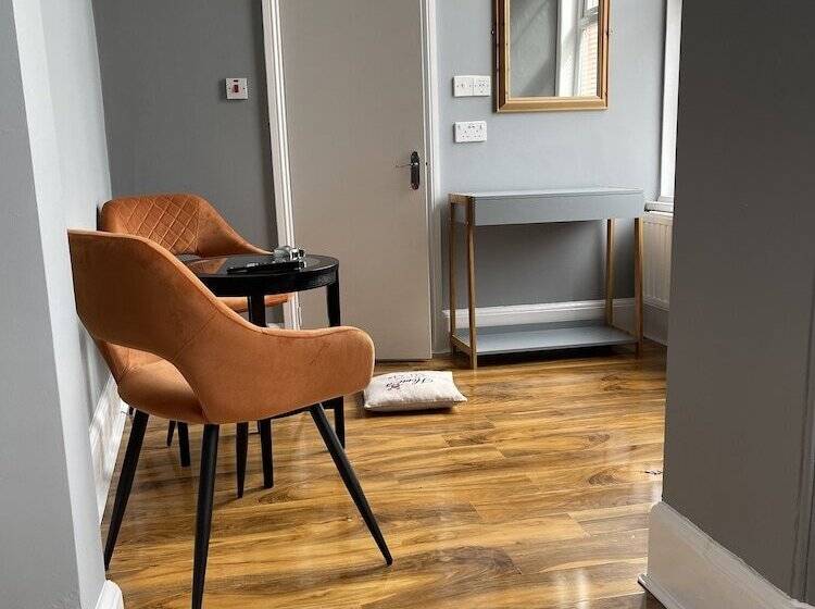 פנסיון The Westbank