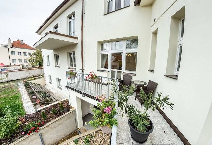 بنسيون Villa A. Malka