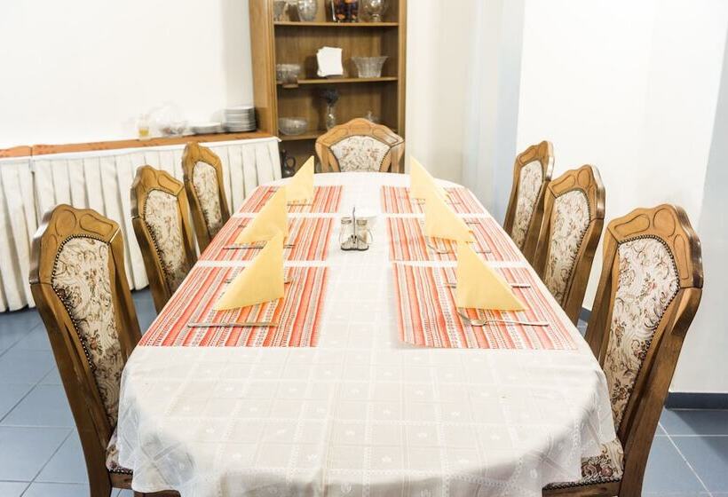 بنسيون Villa A. Malka