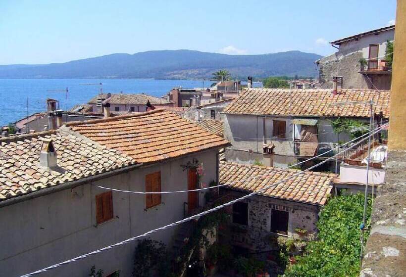 Recostano Residence