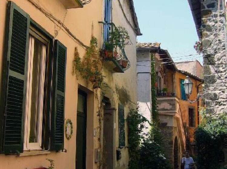 Recostano Residence