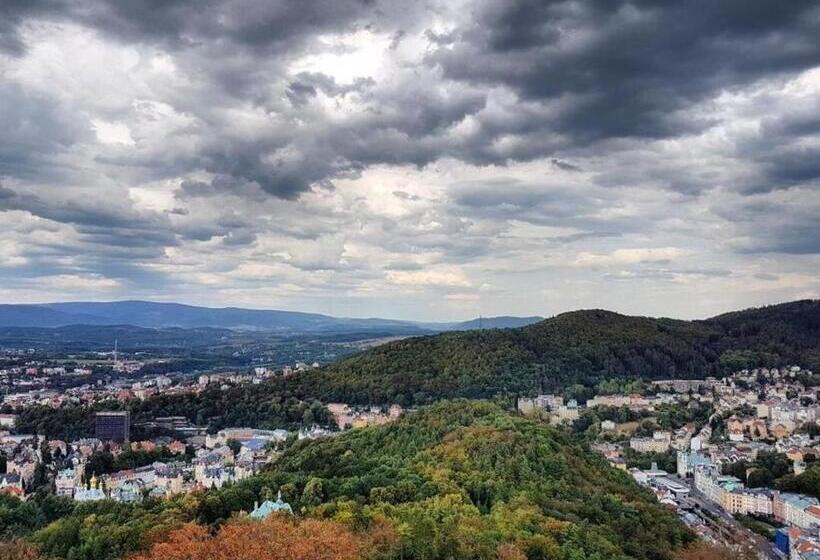 Slunecni Lazne Apartments