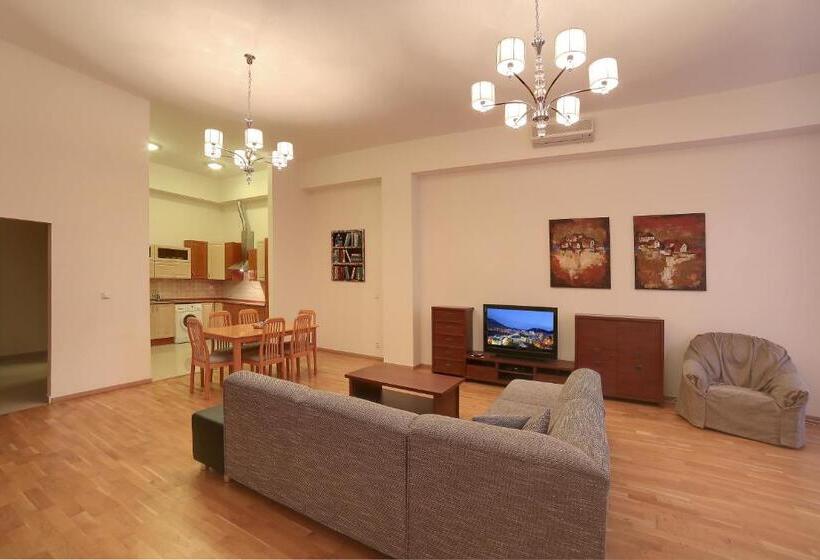 Slunecni Lazne Apartments