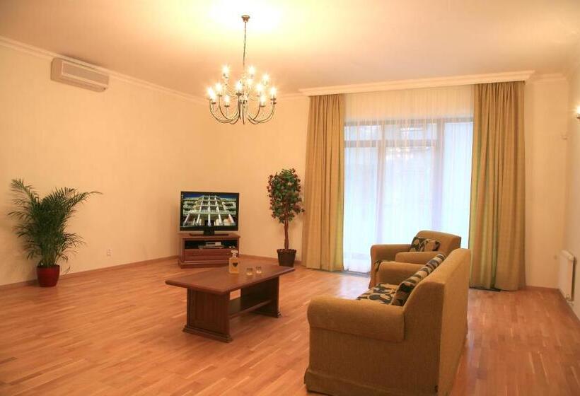 Slunecni Lazne Apartments