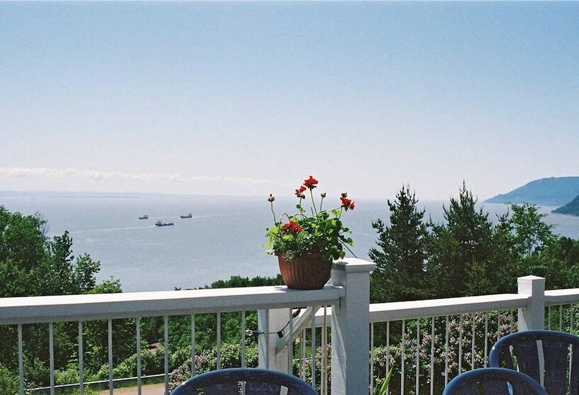 فندق صغير Auberge Cap Aux Corbeaux