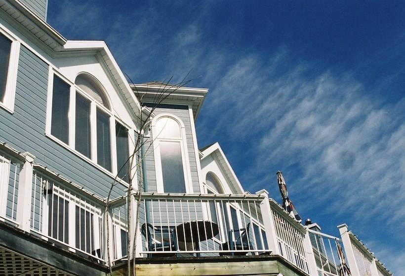 فندق صغير Auberge Cap Aux Corbeaux