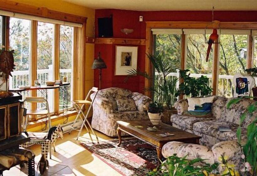 فندق صغير Auberge Cap Aux Corbeaux