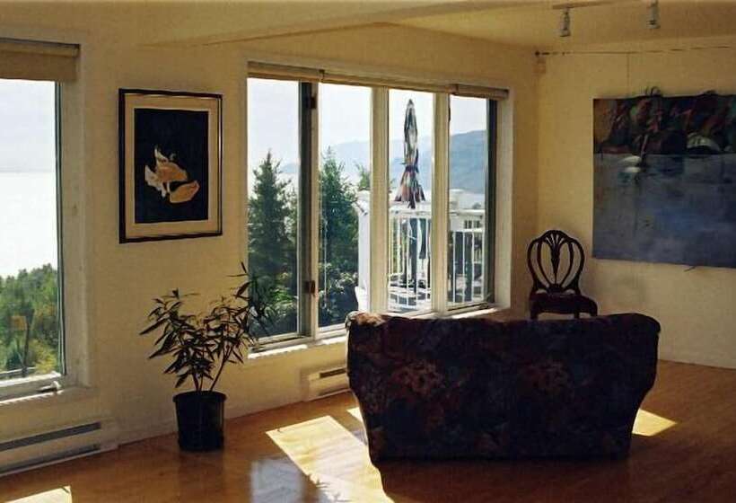 فندق صغير Auberge Cap Aux Corbeaux