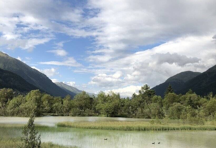 הוסטל Gasthaus Spinas