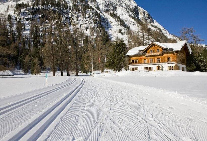 הוסטל Gasthaus Spinas