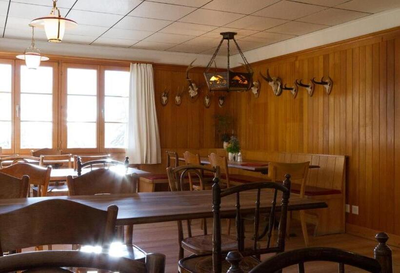 הוסטל Gasthaus Spinas