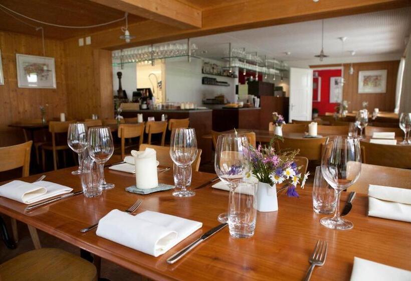 הוסטל Gasthaus Spinas