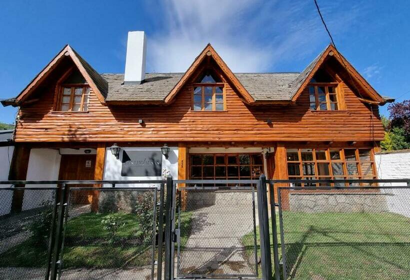 Общежитие Hosteria Las Lucarnas