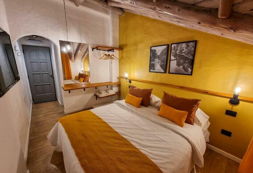 Общежитие Hosteria Las Lucarnas