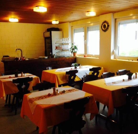 הוסטל La Cantina Restaurant