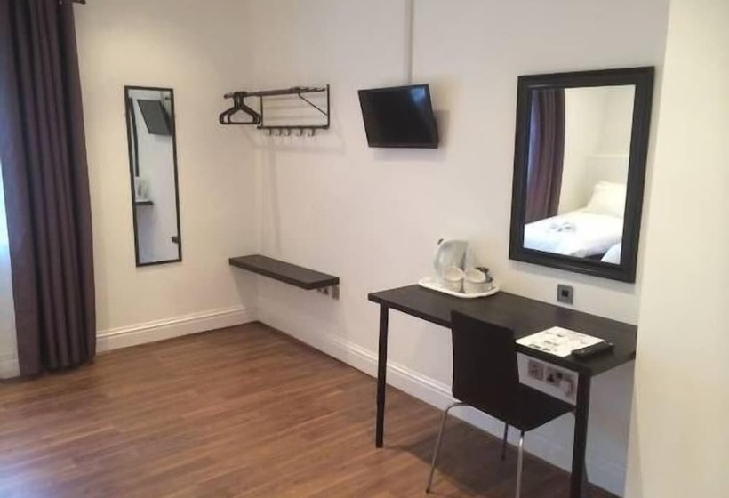 ユースホステル Manhattans