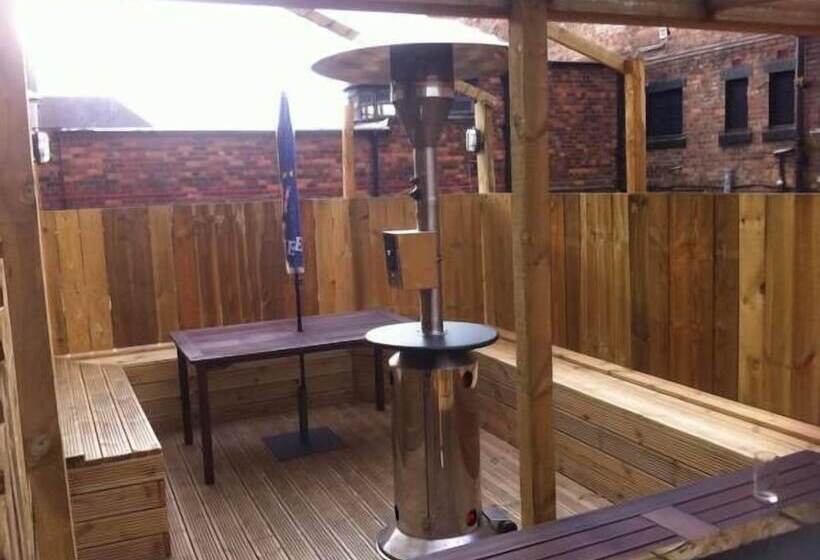 ユースホステル Manhattans