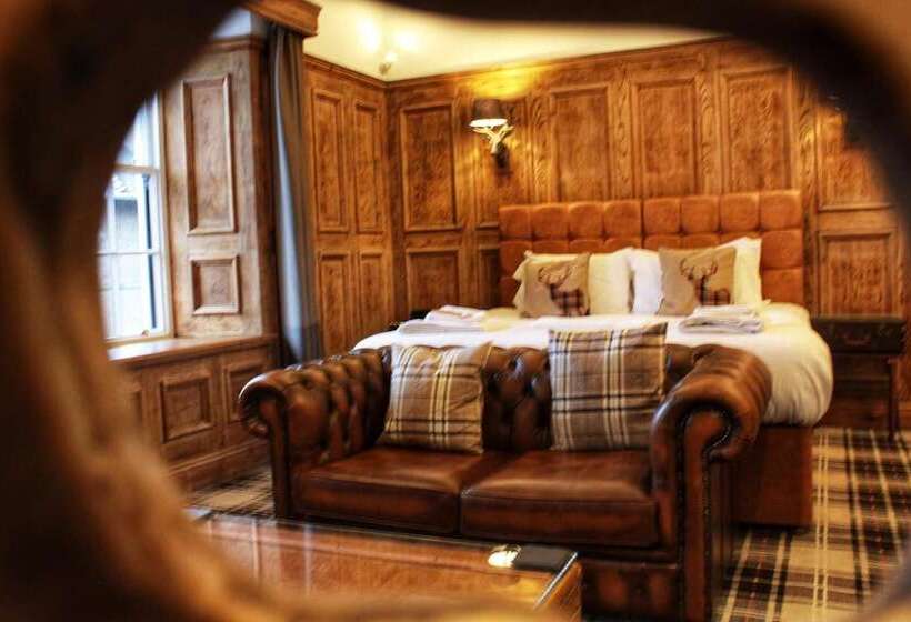 فندق صغير The Golden Fleece Inn