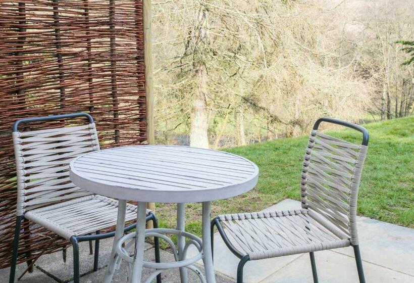 ユースホステル The Green Dragon Inn