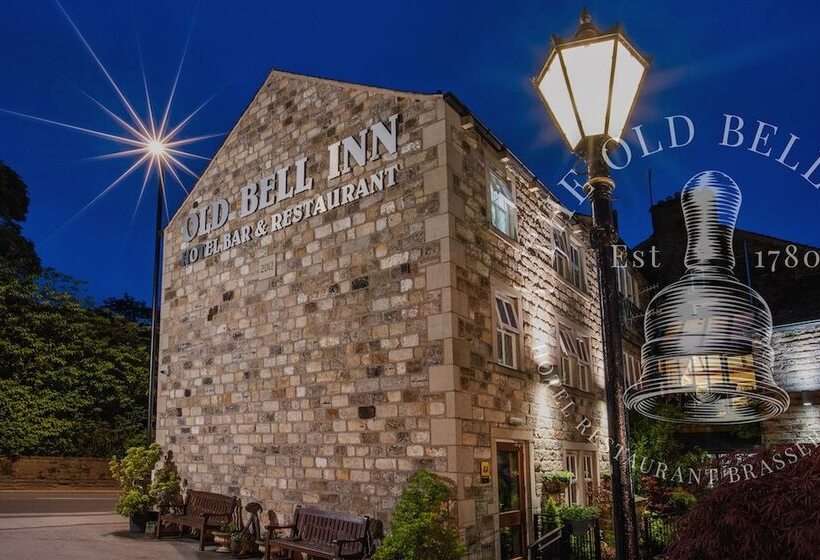 旅馆 The Old Bell Inn