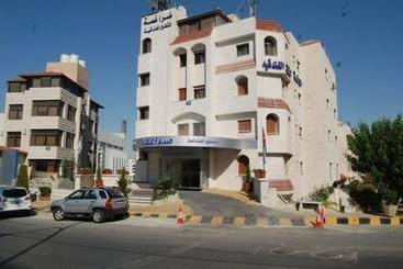 Daraghmeh Hotel Apartments  Wadi Saqra