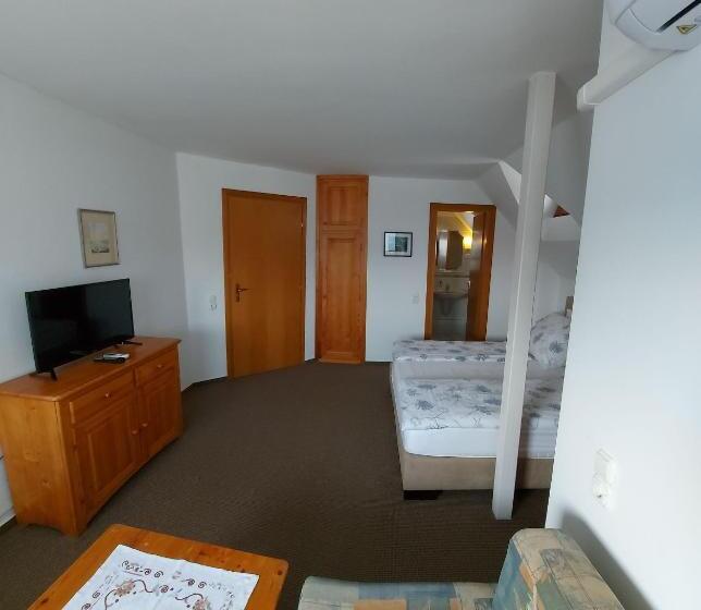 ペンション Emil Porta