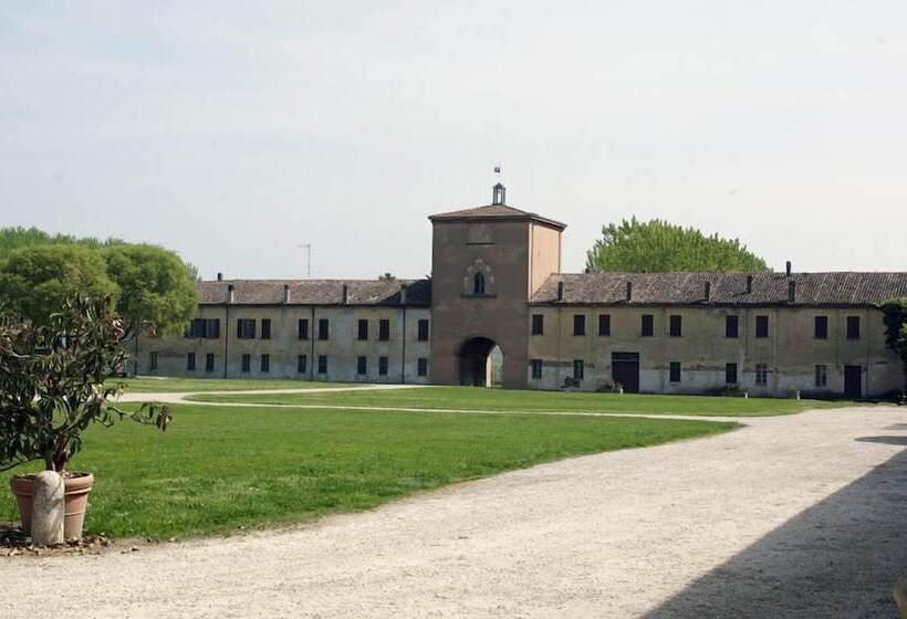 فندق Agriturismo Corte Virgiliana