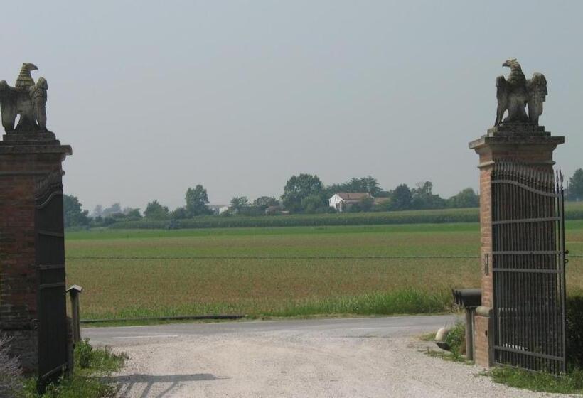 فندق Agriturismo Corte Virgiliana