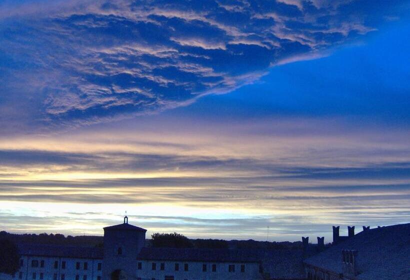 فندق Agriturismo Corte Virgiliana