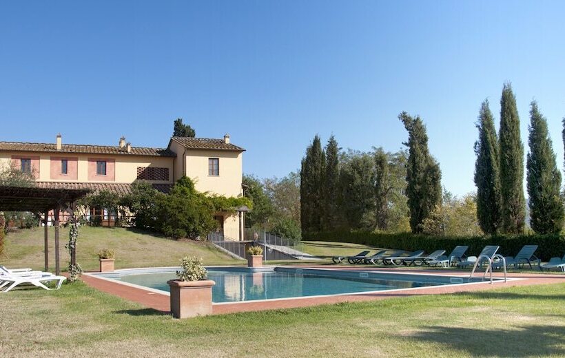 فندق Agriturismo Fattoria Rozzalupi