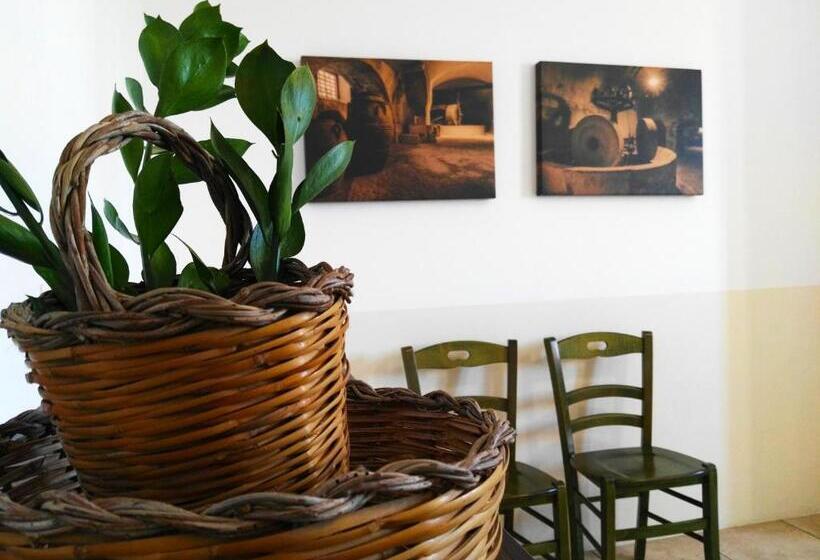 فندق Agriturismo Francesca Stajano