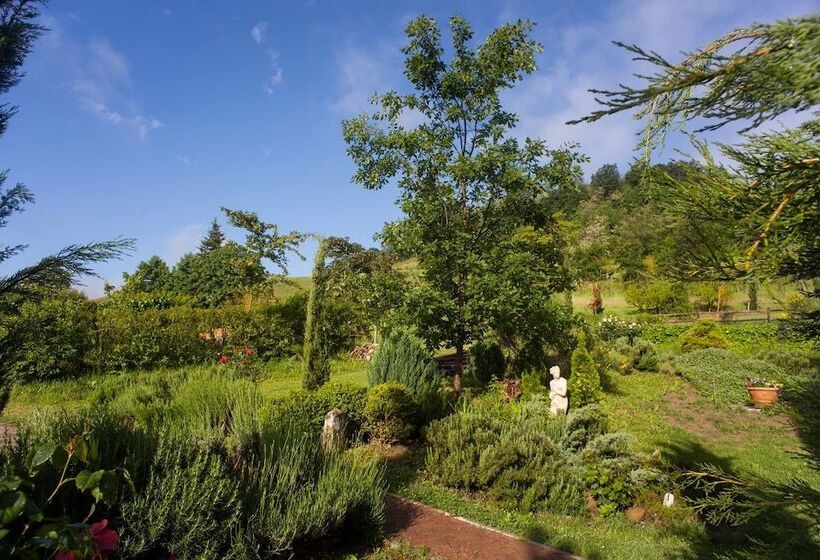 فندق Agriturismo Il Cavicchio