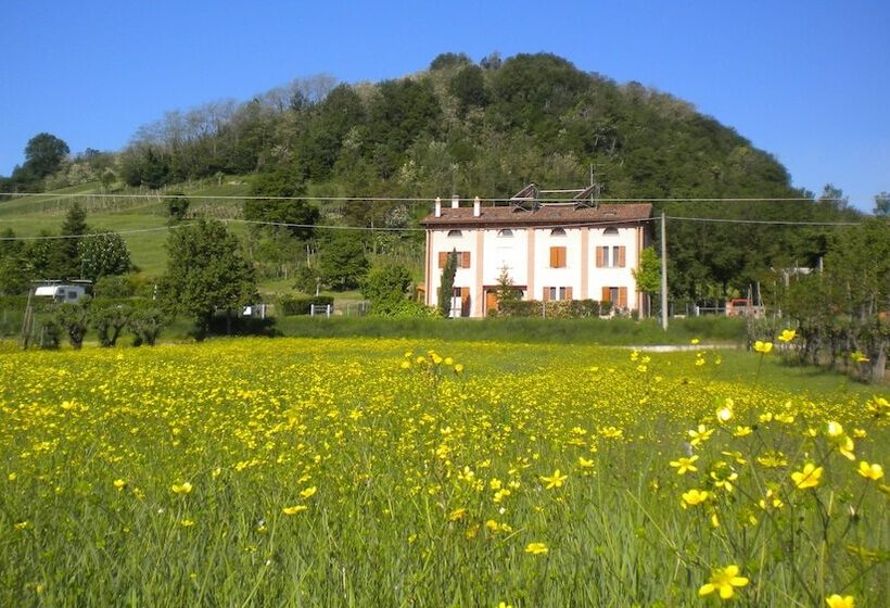 فندق Agriturismo Il Cavicchio